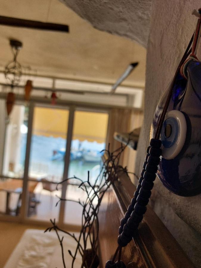 Komissa΄S Beach House Agia Pelagia Eksteriør bilde
