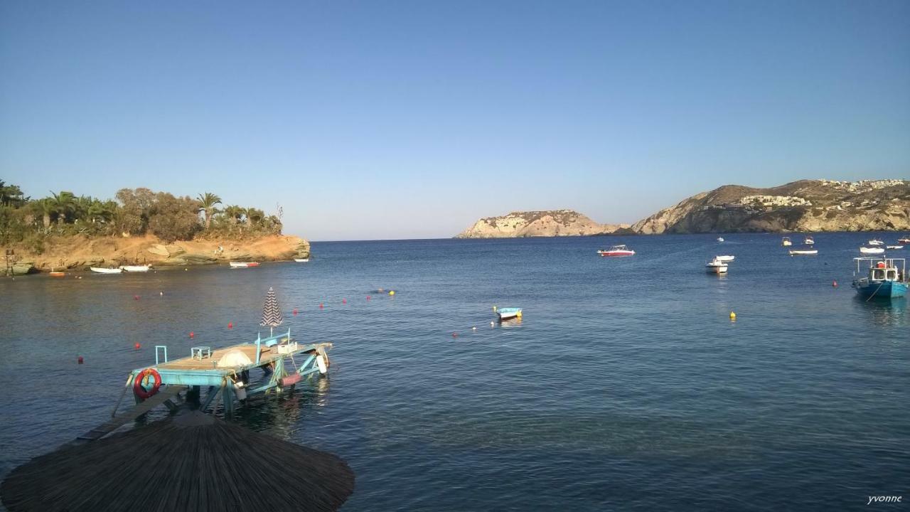 Komissa΄S Beach House Agia Pelagia Eksteriør bilde