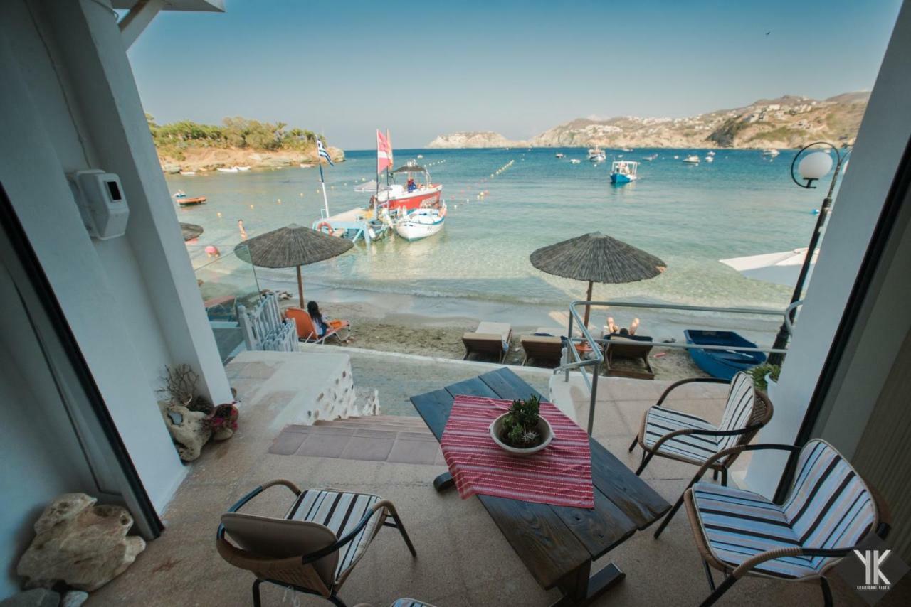 Komissa΄S Beach House Agia Pelagia Eksteriør bilde
