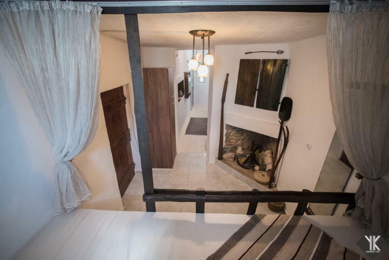 Komissa΄S Beach House Agia Pelagia Eksteriør bilde