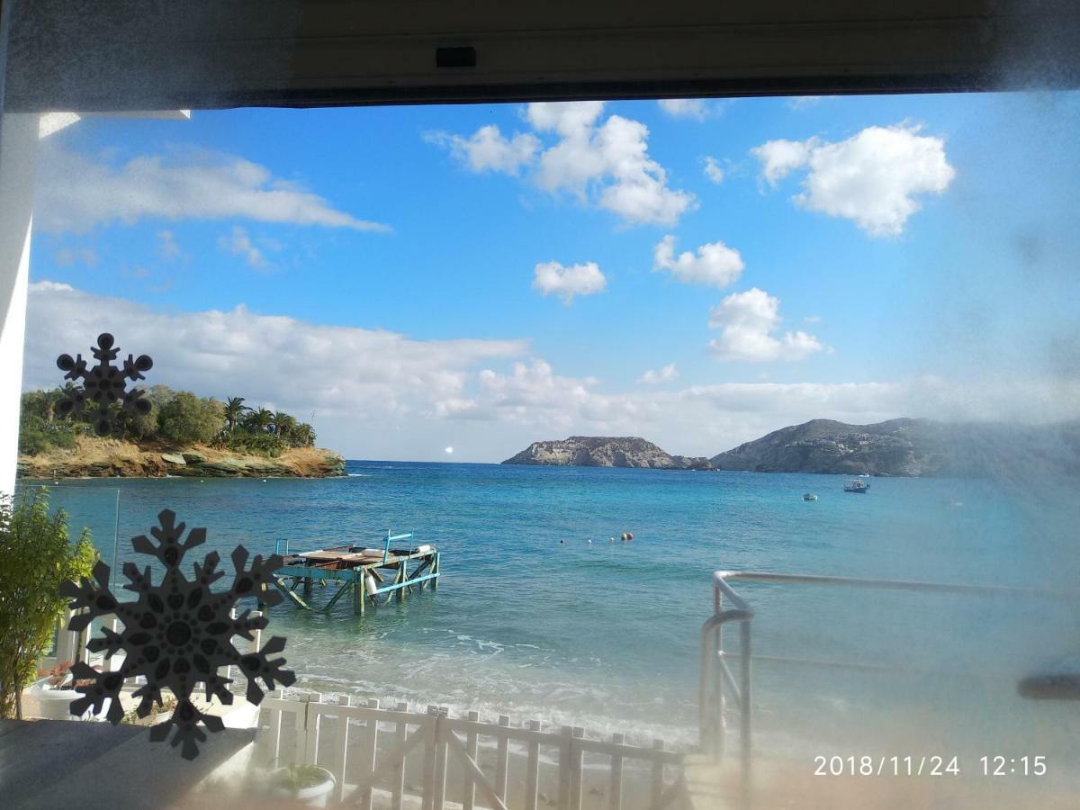 Komissa΄S Beach House Agia Pelagia Eksteriør bilde